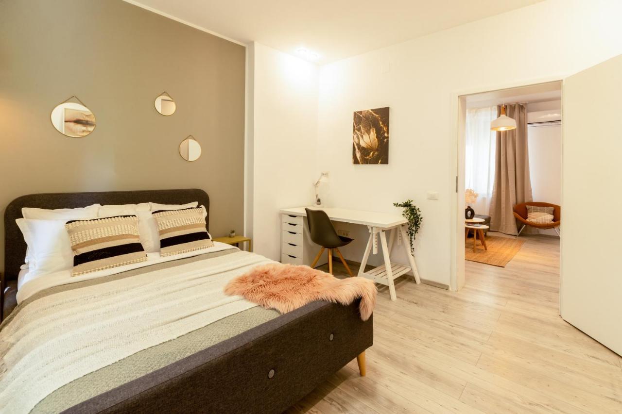 Apartment Ideal Stay: Spacious 2br Near Calea Victoriei