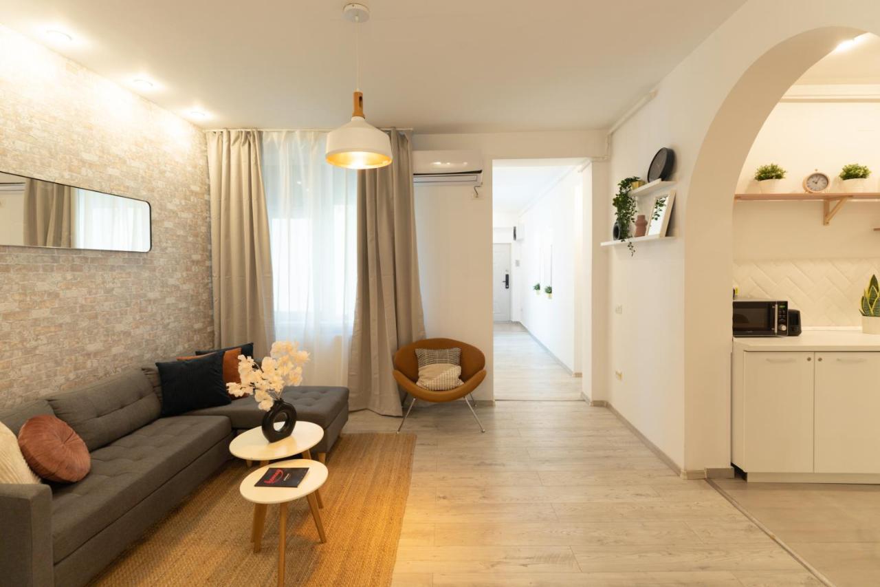 Ideal Stay: Spacious 2br Near Calea Victoriei Bukarest